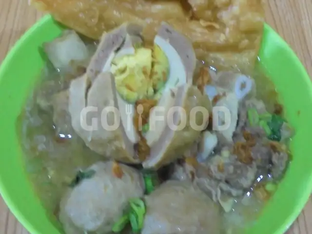 Gambar Makanan Bakso Solo Samrat, Wanea 8