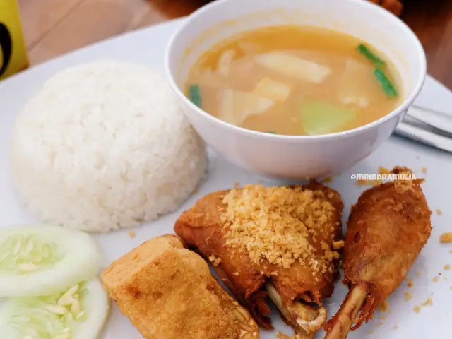 Gambar Makanan Ayam Goreng Karawaci 4