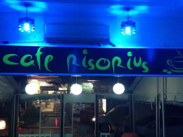Cafe Risorius