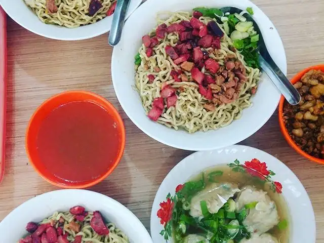 Gambar Makanan Bakmi Medan Kebon Jahe 9