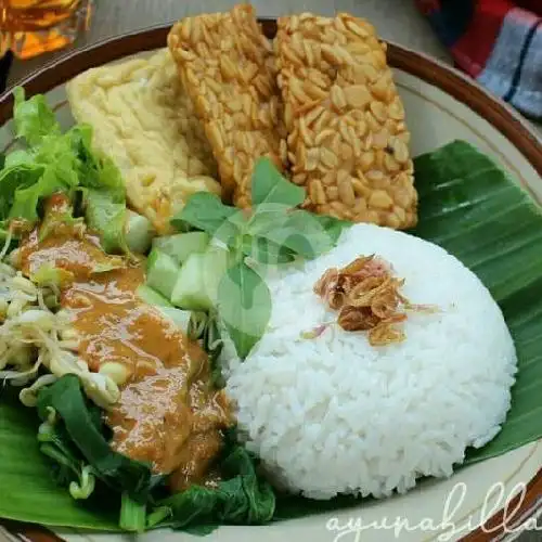 Gambar Makanan Warung Makan Rahmat, Sentra Kuliner UKM Sempaja 4