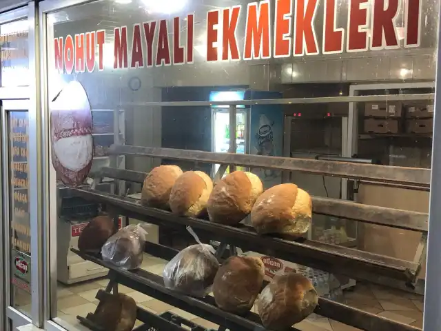 Uluabat Odunlu Ekmek Fırını'nin yemek ve ambiyans fotoğrafları 1