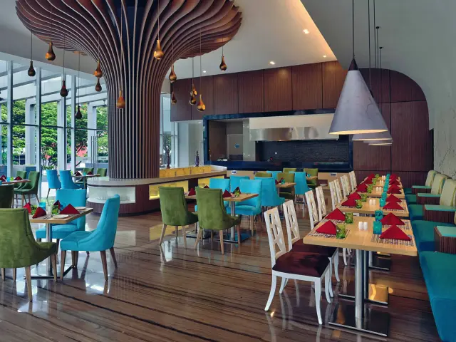 Gambar Makanan Mint & Pepper Restaurant - Mercure Serpong Alam Sutera 12