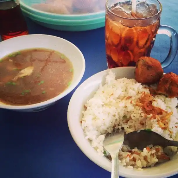 Gambar Makanan Sop Ayam Pak Min Klaten 14