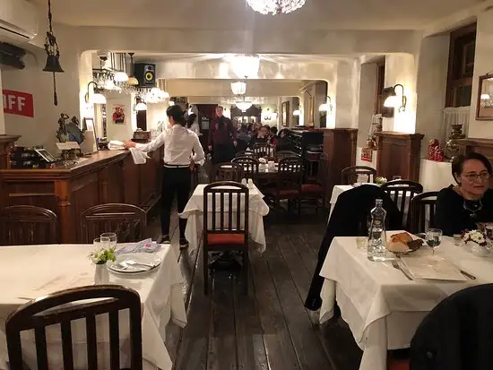 Ayaspaşa Russian Restaurant'nin yemek ve ambiyans fotoğrafları 3