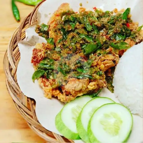 Gambar Makanan Ayam Geprek Muslimah, Jl. Mojopahit 8