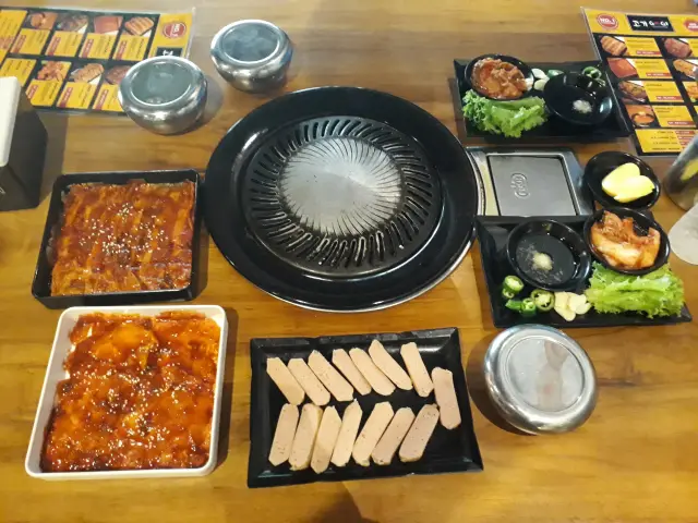 Gambar Makanan Gogi Korean Bbq 10