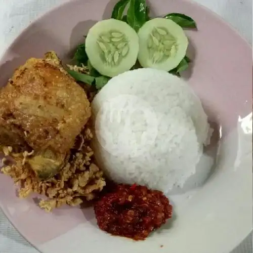 Gambar Makanan Nasi Kulit & Ayam Woku Ibu Utik, Kotagede  13