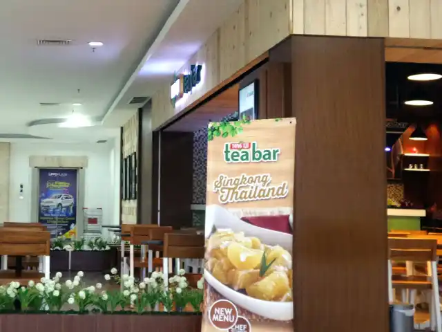 Gambar Makanan Tong Tji Tea Bar 15