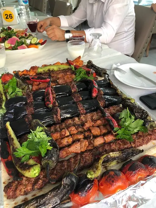 Oz Adana Patlican Kebap'nin yemek ve ambiyans fotoğrafları 16