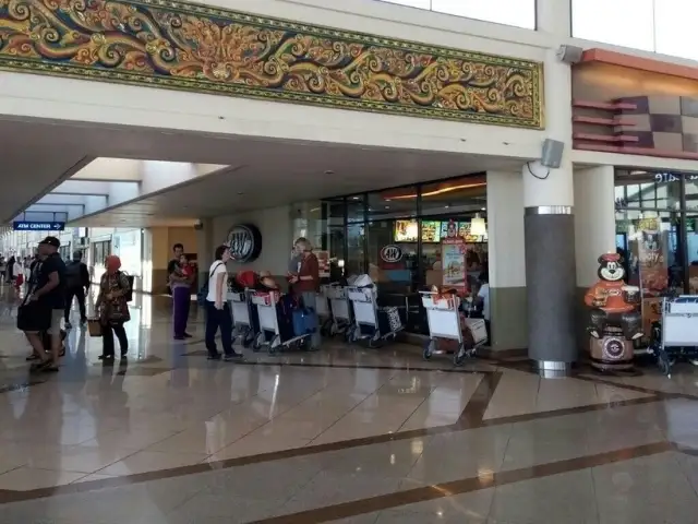 Gambar Makanan Foodcourt Bandara Juanda 20