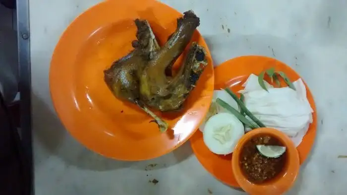 Gambar Makanan Bebek Yemelia (Asli Surabaya) 7