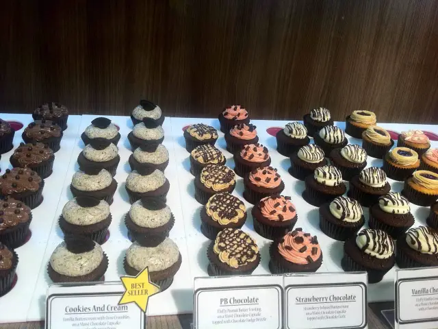 Gambar Makanan Twelve Cupcakes 5