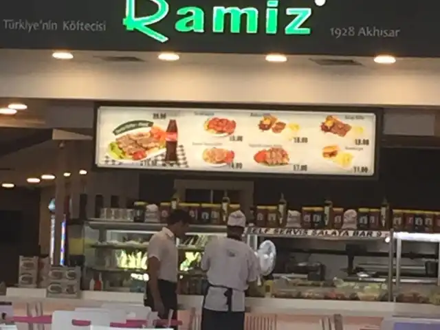 Köfteci Ramiz'nin yemek ve ambiyans fotoğrafları 13