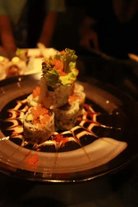 Gambar Makanan Sushi Naga 6