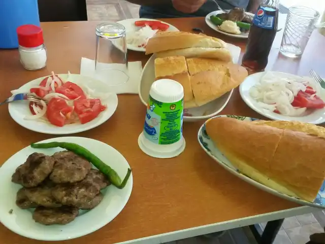 Bahar Köfte Restaurant'nin yemek ve ambiyans fotoğrafları 1