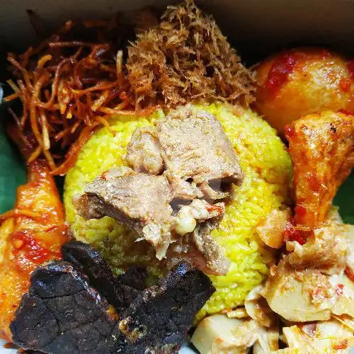 Gambar Makanan Nasi Kuning VAI, Hj Saripah Raya 1