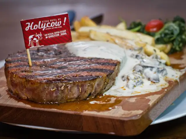 Gambar Makanan Steak Hotel by Holycow! TKP Radio Dalam 2