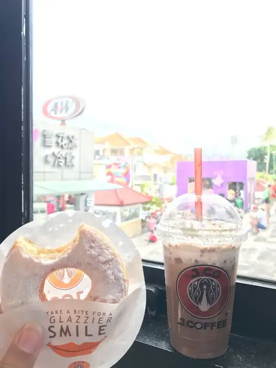 Gambar Makanan J.Co Donuts & Coffee Discovery Shopping Mal 9