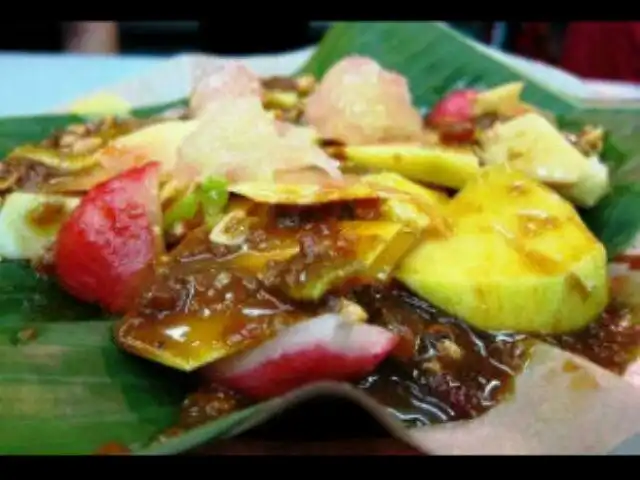 Gambar Makanan Rujak beubeuk/ Lotek jl. Macan 9