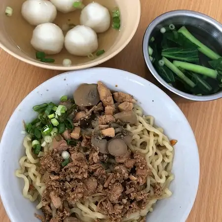 Gambar Makanan Bakmi Khek 13