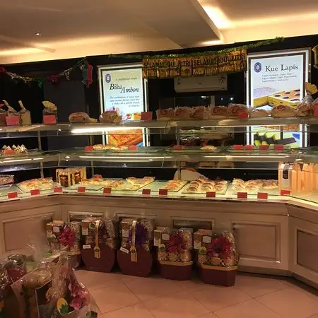 Gambar Makanan Holland Bakery 5