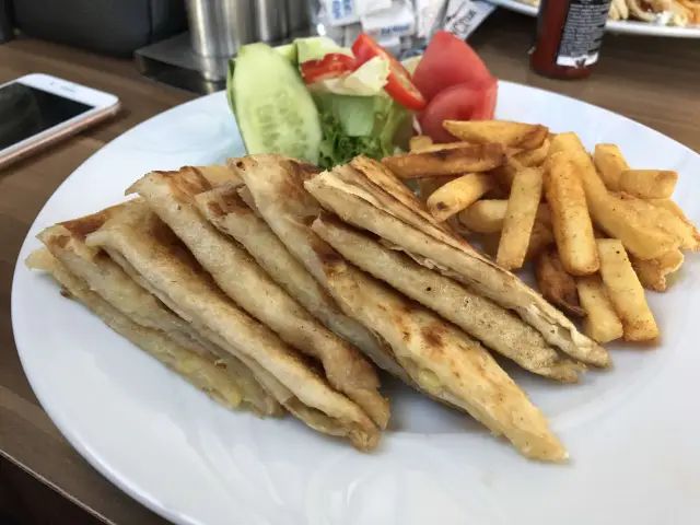 Menendi Cafe & Pastane'nin yemek ve ambiyans fotoğrafları 5