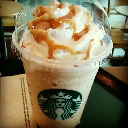 Starbucks Supermal Pakuwon Indah