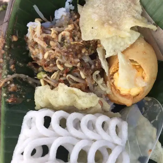 Gambar Makanan Pecel Pincuk Winongo 6