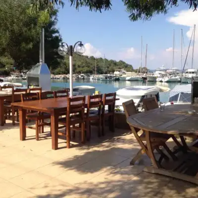 Marina Ocakbaşı & Restaurant