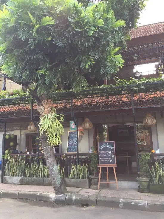 Gambar Makanan Mr. Ketut Coffee & Restaurant - Ketut's Place 2