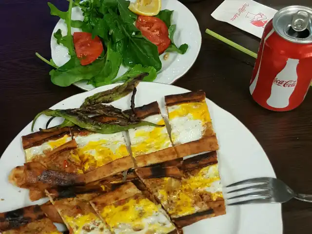 Buca Ekmek Pide Lahmacun'nin yemek ve ambiyans fotoğrafları 6