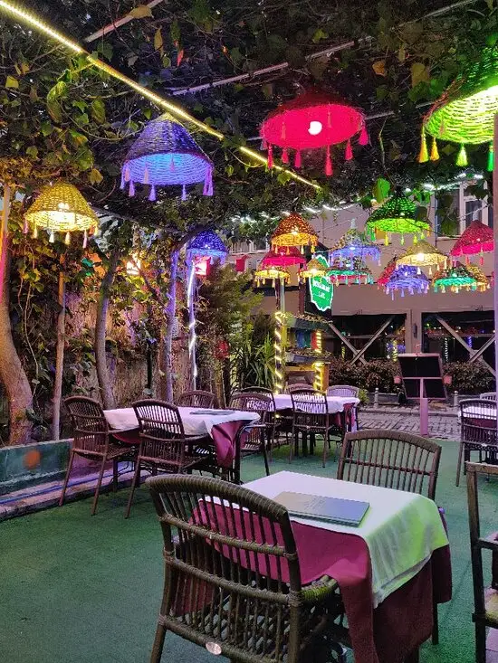 Green Garden Restaurant Cafe'nin yemek ve ambiyans fotoğrafları 60