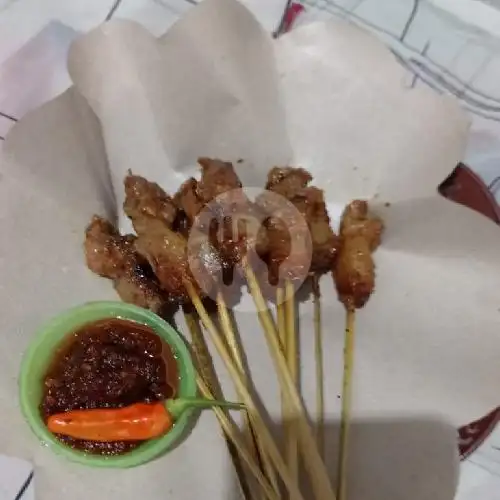 Gambar Makanan Sate Babi Depan Banjar Pelasa Kuta 1