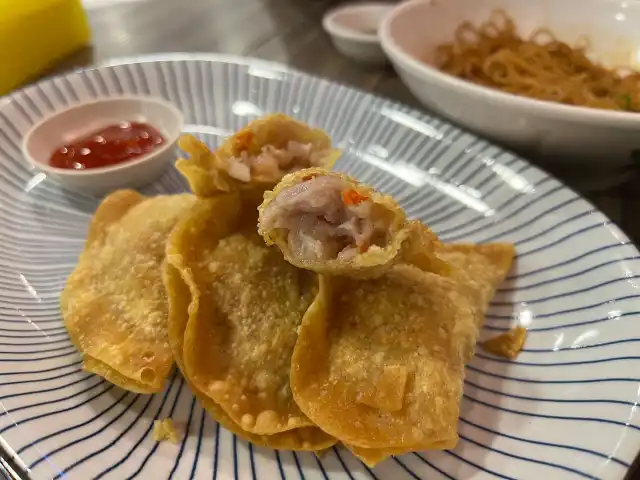 HK Porky Noodle House Food Photo 3