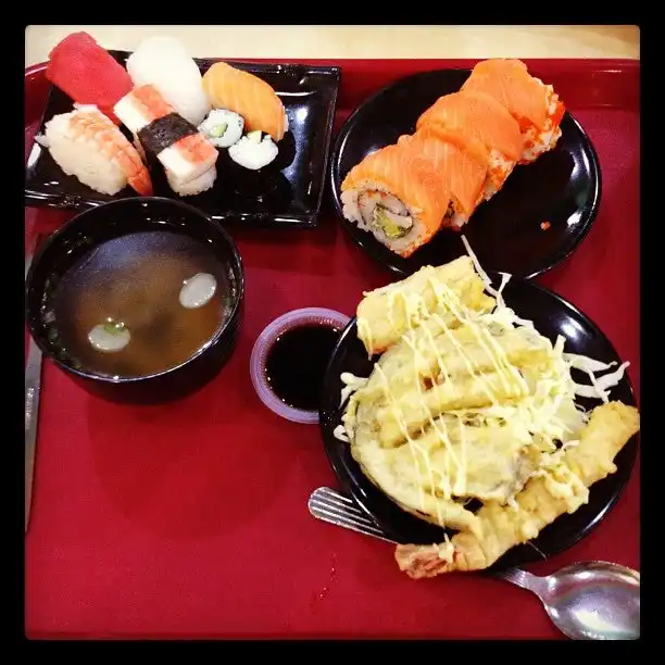 Sushi King Food Photo 12