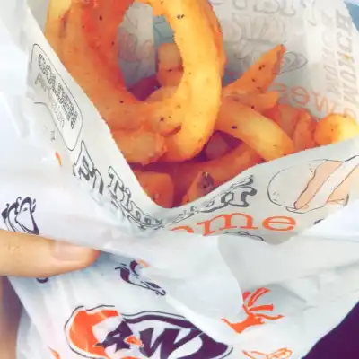 A&W Drive Thru Kota Damansara