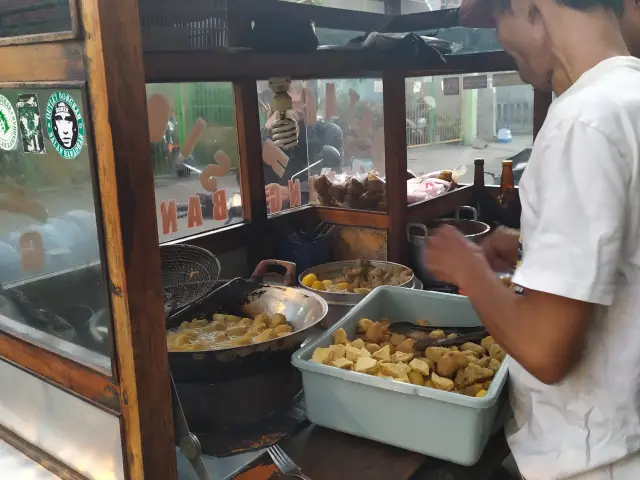 Gambar Makanan BatagorSiomayPetemon 2