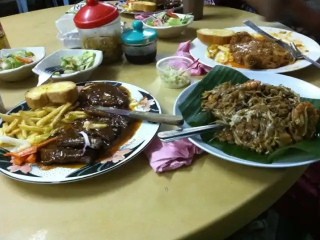 Kedai Makan Kharifa Food Photo 5