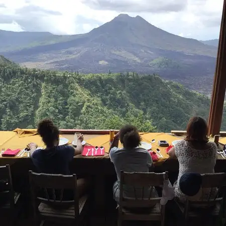 Gambar Makanan Gunung Sari 1