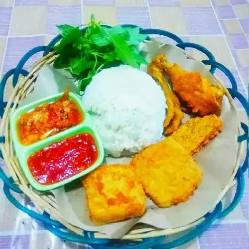 Gambar Makanan Lalapan Ridho Al-Ikhlas. Cab. Cendana & M.Said, Jl. MT. Haryono No.31 1