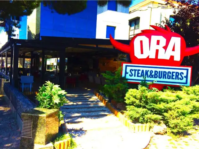 Ora Steak & Burgers'nin yemek ve ambiyans fotoğrafları 2