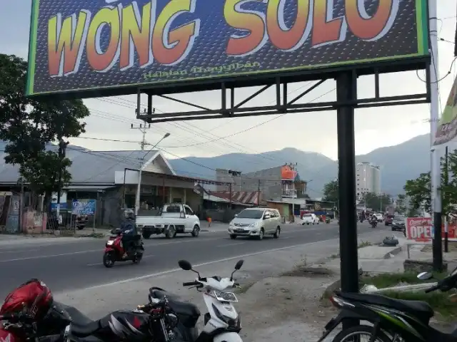 Gambar Makanan Ayam Penyet Wong Solo 2