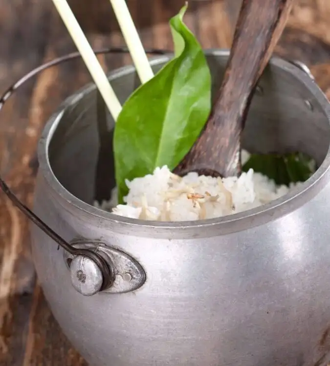 Lalapan Masakan Sunda & Hidangan Laut