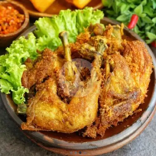 Gambar Makanan Ayam Goreng Judes, Jl.siwalankerto VI No 106 8