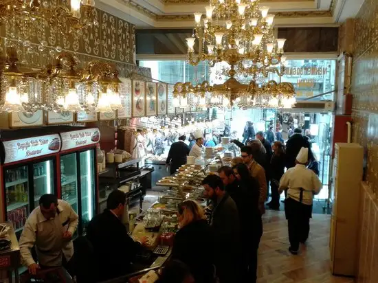 Beyoğlu Halk Döner'nin yemek ve ambiyans fotoğrafları 2