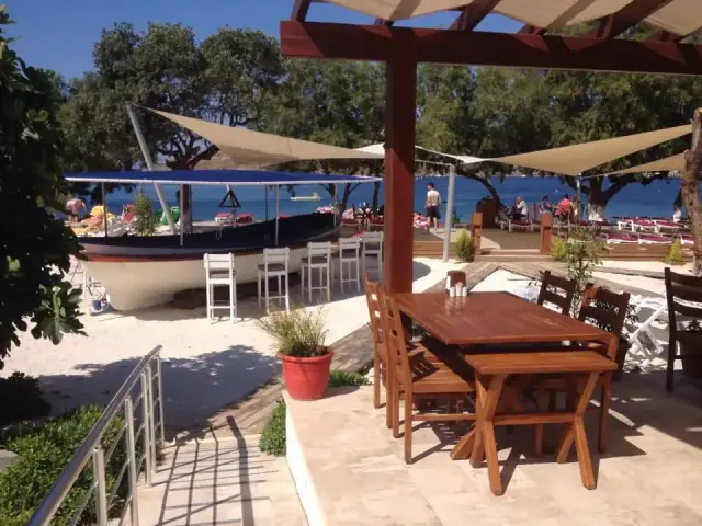 Magi Beach'nin yemek ve ambiyans fotoğrafları 4