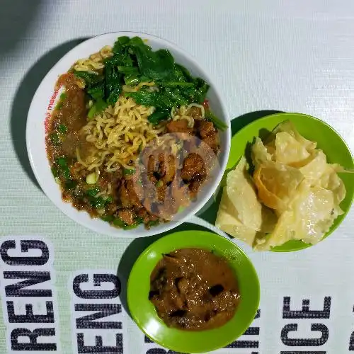 Gambar Makanan Mie Ayam Jamur Mbak Uti, Medan Selayang 7