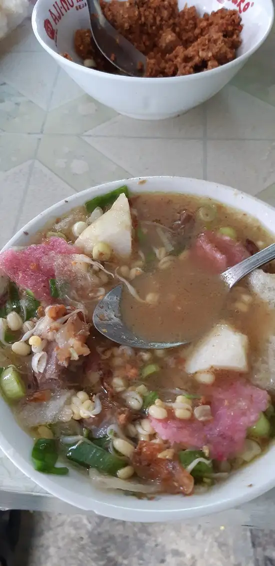 Gambar Makanan Soto Sutri 9