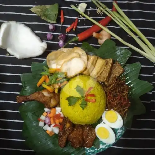 Gambar Makanan Ayam Bakar Goreng Lalapan Bollo, Makassar 8
